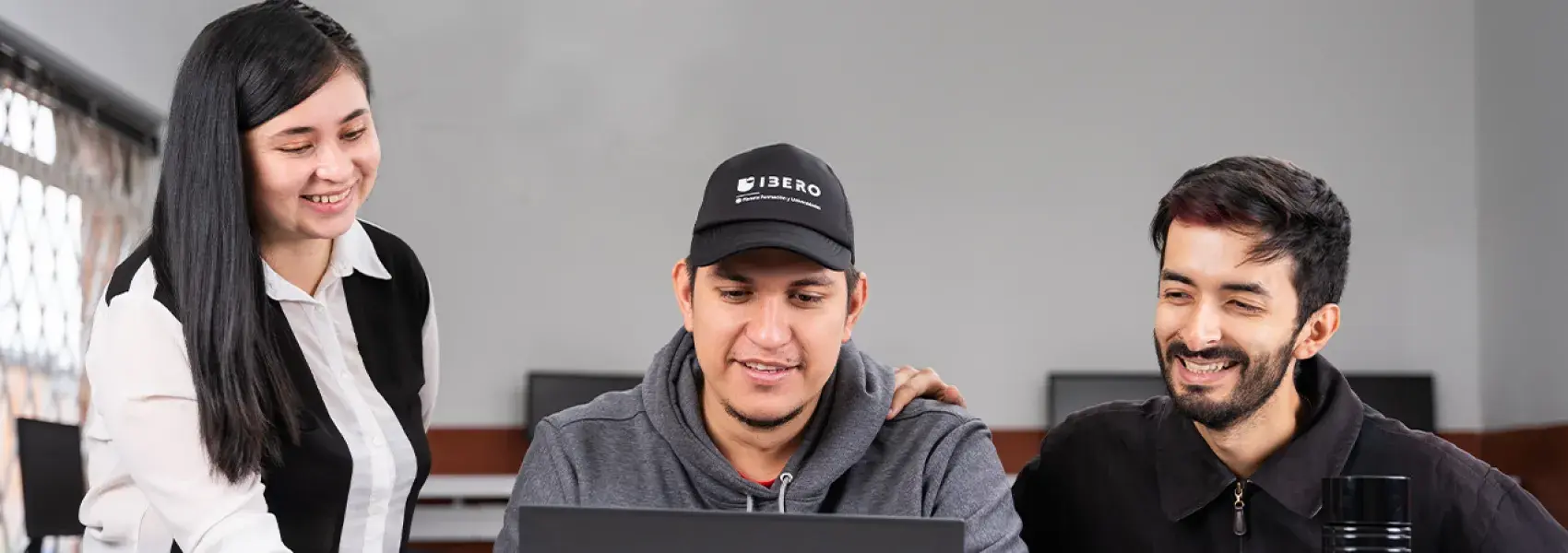 Banner_Empleo_Y_Prácticas